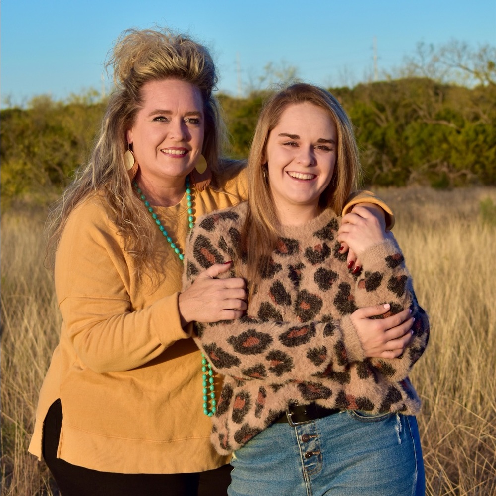 Meet your Posher, Remi